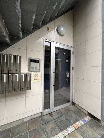 ＥＰガーデン鬼越のエントランス