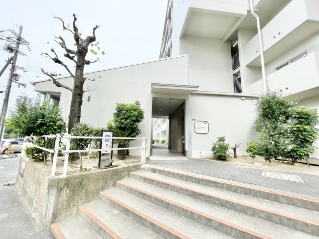 ラウンドシティフドウ香里南B棟