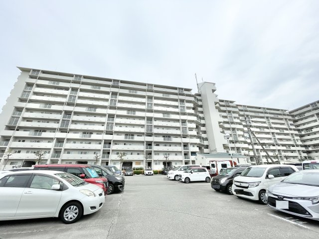 ラウンドシティフドウ香里南B棟の外観|外はこのようになっています