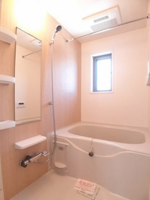 【浴室】 | リヴィエール　ワカ | お風呂です