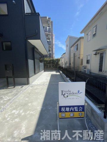 小田原市国府津　新築戸建の駐車場|カースペースがあります