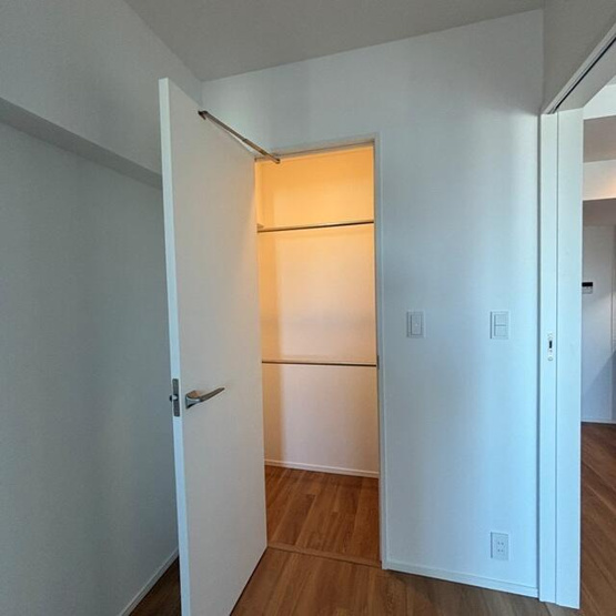 【収納】 | ※写真は同タイプ住戸です。 