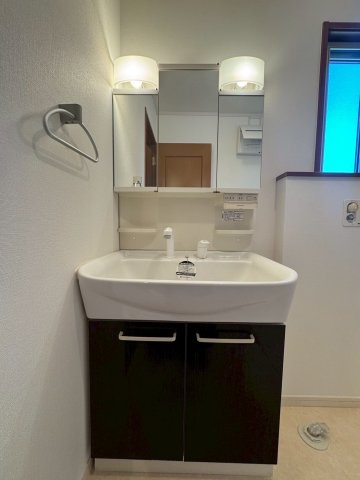 川崎市麻生区万福寺５丁目の一戸建ての洗面所