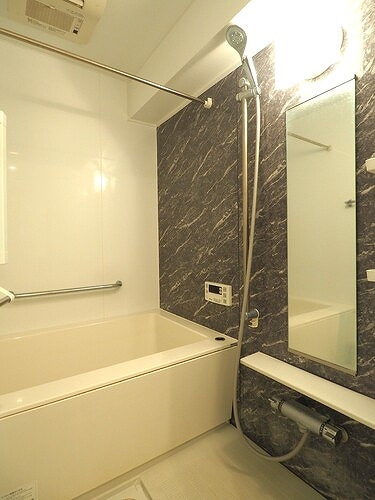 自由が丘パインクレストの浴室|浴室（内装前）