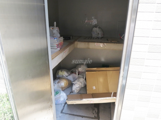 フロントシティ文京のその他共用部分|24時間ゴミ出しできます♪