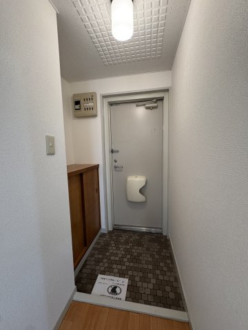 シティパレス新長田の玄関