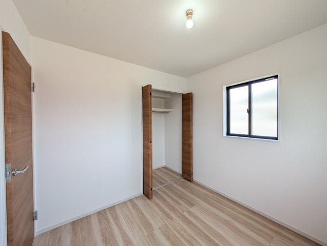 【洋室】 | アーバンスタイル渋川市八木原1期ー③