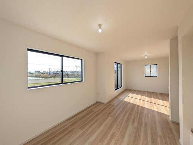 【寝室】 | アーバンスタイル渋川市八木原1期ー③ | ご家族構成で２部屋に変更可能な間取りです♪