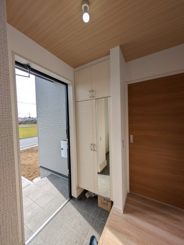 【玄関】 | アーバンスタイル渋川市八木原1期ー③