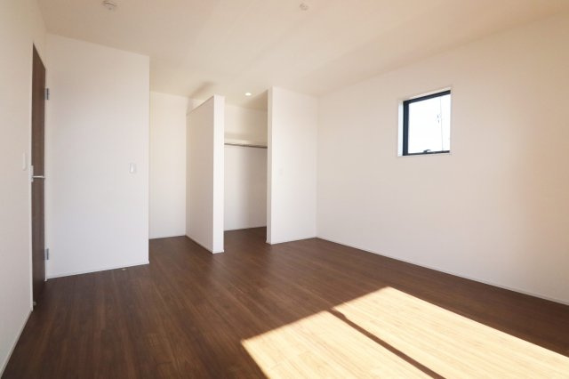 須賀川市森宿字安積田　　　　1号棟　　　西袋第1小学校、西袋中学区　の洋室|※同社施工例