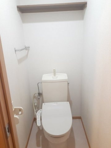 【トイレ】 | グランド・メール | 落ち着いた色調のトイレです