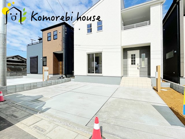 上尾市小敷谷　第2　新築一戸建て　リーブルガーデン　02の駐車場|駐車場があるので、車を買う予定の方も安心です