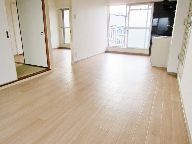 センチュリー鹿籠の居間・リビング