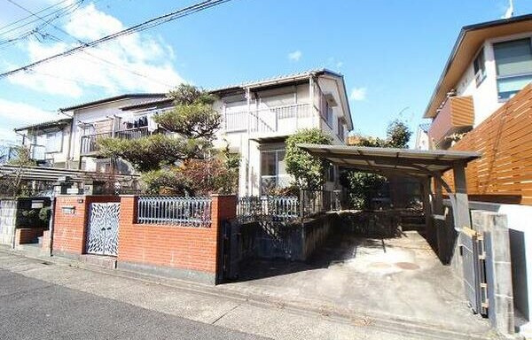 梅森坂借家の外観