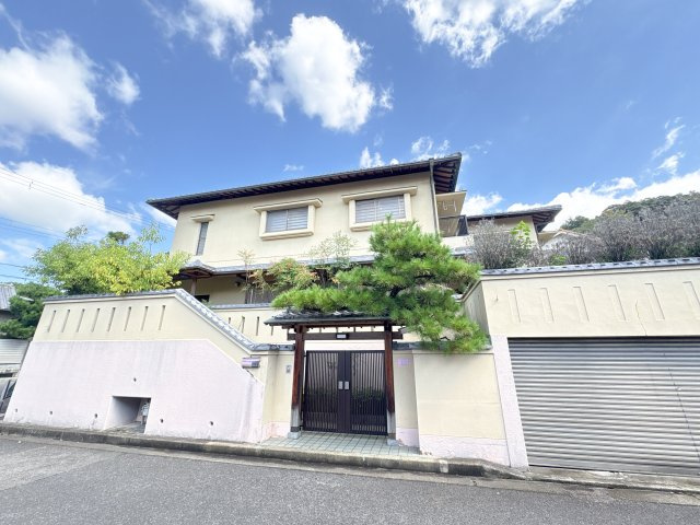 小明町春日戸建ての外観