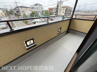 【バルコニー】 | 尼崎市琴浦町中古戸建 | バルコニーは二面ございます♪