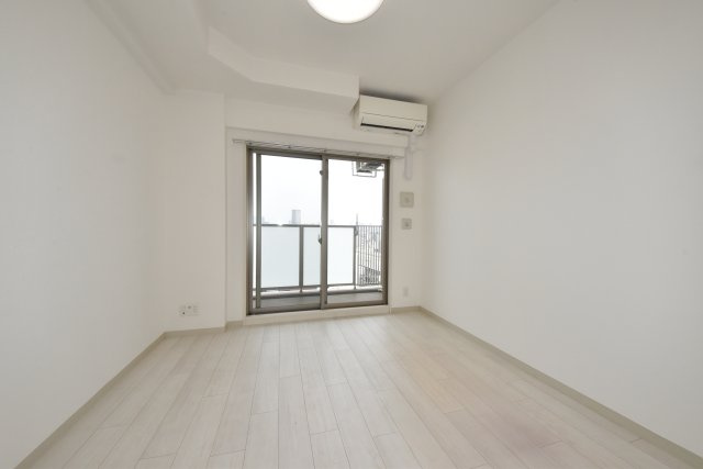 エステムコートディアシティWESTの居間・リビング