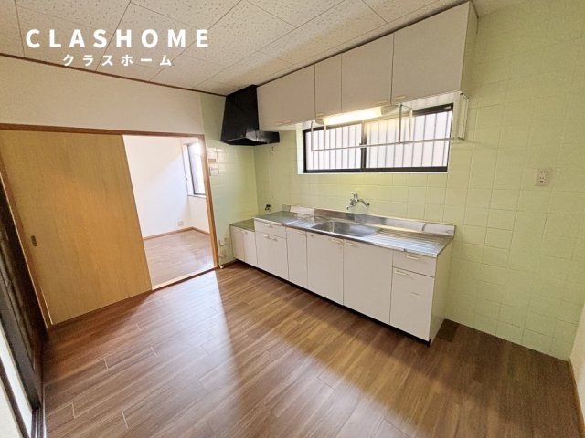 シャイン美園Ｃ　　 刈谷市近郊の賃貸はクラスホームの居間・リビング