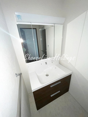 【洗面所】 | ソレアード富士見 | 三面鏡洗面台♪