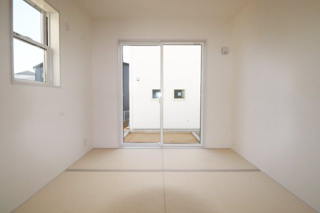 須賀川市森宿字安積田　　　　2号棟　　　西袋第1小学校、西袋中学区　のキッチン|※同社施工例