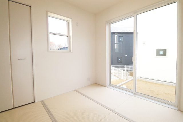 須賀川市森宿字安積田　　　　2号棟　　　西袋第1小学校、西袋中学区　の収納