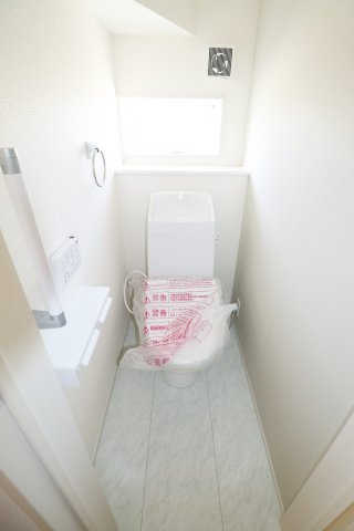 須賀川市森宿字安積田　　　　2号棟　　　西袋第1小学校、西袋中学区　の洗面所