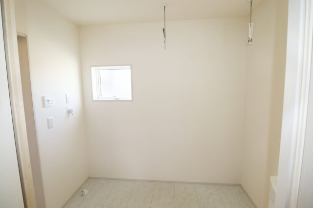 須賀川市森宿字安積田　　　　2号棟　　　西袋第1小学校、西袋中学区　の浴室