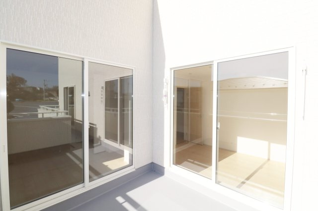 須賀川市森宿字安積田　　　　2号棟　　　西袋第1小学校、西袋中学区　の洋室|※同社施工例