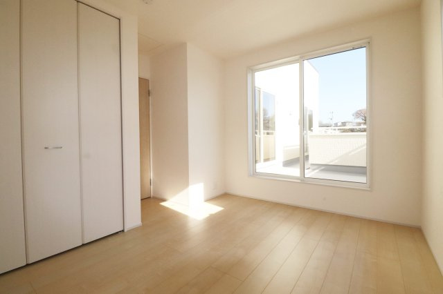 須賀川市森宿字安積田　　　　2号棟　　　西袋第1小学校、西袋中学区　のバルコニー|※同社施工例