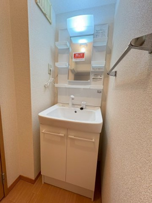 【独立洗面台】 | リビエール・ビラ