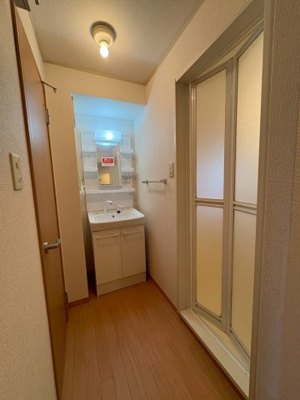 【洗面所】 | リビエール・ビラ