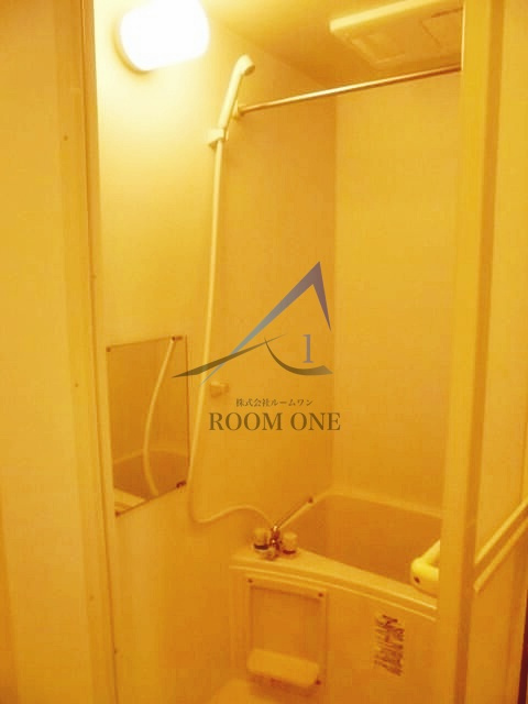 ＦＩＲＳＴ　ＴＥＲＲＡＣＥの浴室|お風呂です。