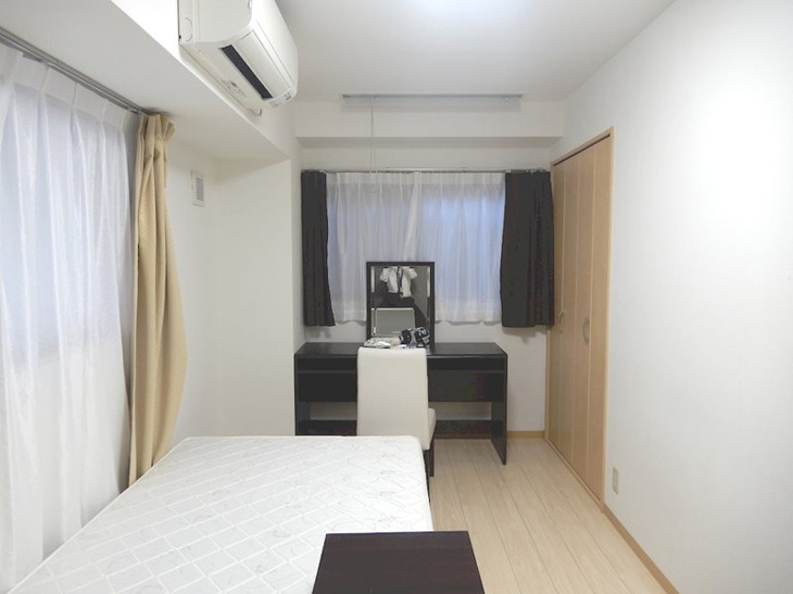 【居間・リビング】みおつくし西なんば 