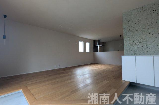 藤沢市辻堂東海岸３丁目２３－２新築戸建ての居間・リビング|リビングです