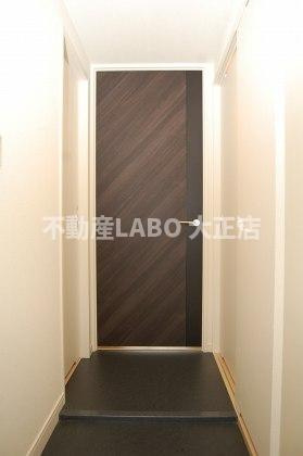 ドゥーエなんば南の玄関