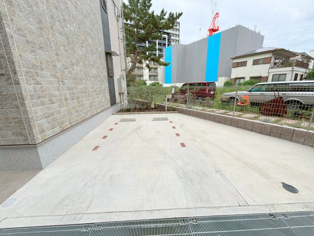 コートドヴィラージュの駐車場