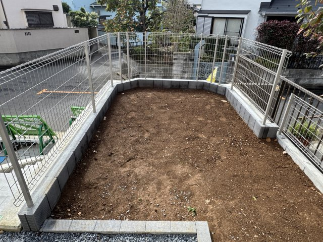 柏市酒井根２丁目新築戸建【酒井根小学校：7分】の庭|南側庭スペース