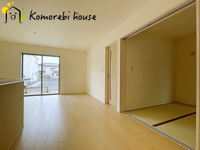 上尾市小敷谷　第2　新築一戸建て　リーブルガーデン　04の居間・リビング|26.3.6撮影済み