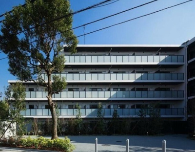 【外観】 | BLESS中野弥生町 | 鉄筋コンクリート造のがっちりとした建物。