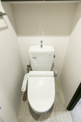 【トイレ】 | BLESS中野弥生町 | 温水洗浄便座。