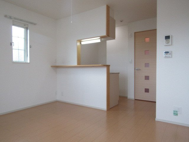 ハピネス瀬古東の居間・リビング