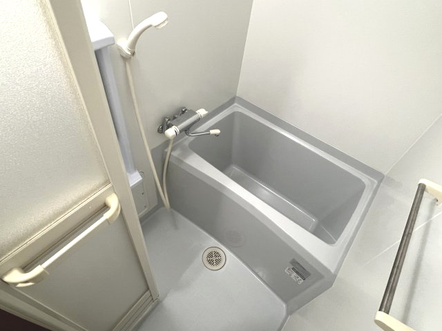 【浴室】 | リュミエール森南