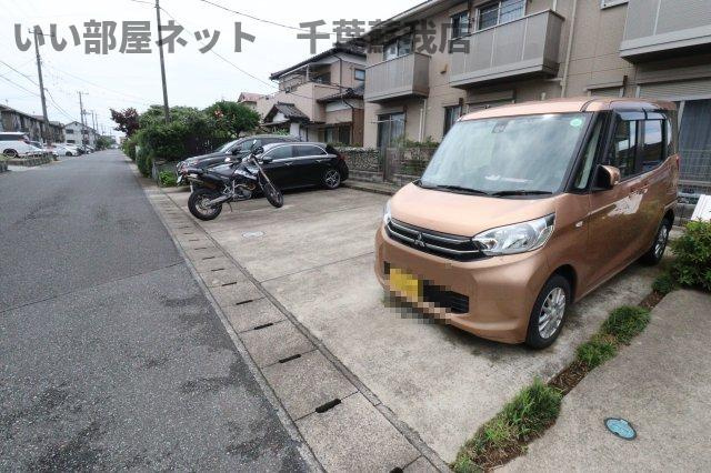 ルミエールの駐車場|駐車場があります
