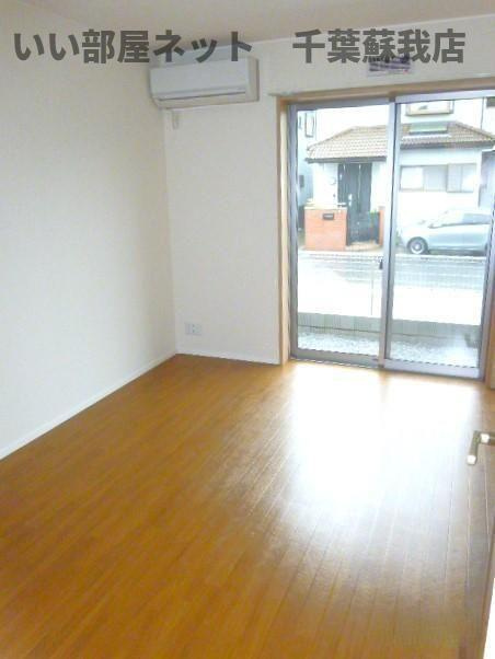 ルミエールの居間・リビング|使いやすい居間です