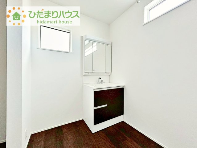 【独立洗面台】 | 取手市青柳第2期　新築戸建　2号棟 | シンプルで使い勝手の良い独立洗面台！