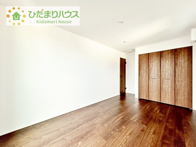 【寝室】 | 取手市青柳第2期　新築戸建　2号棟 | ゆとりのある主寝室！ご家族全員で寝れちゃいます♪