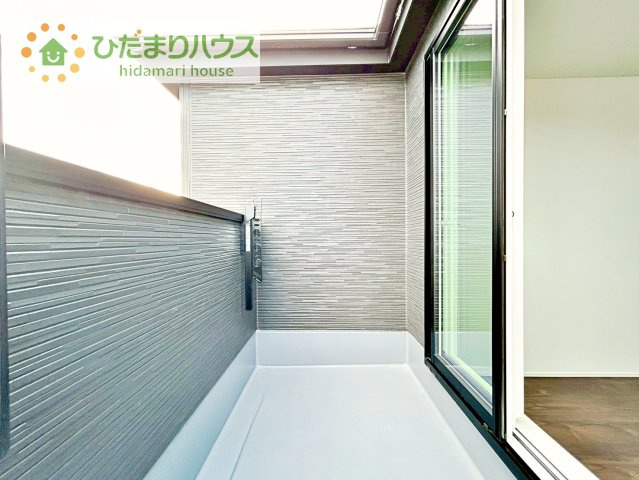 【バルコニー】 | 取手市青柳第2期　新築戸建　2号棟 | 広々としたバルコニー。お洗濯物もぜーんぶ干せちゃいます！！