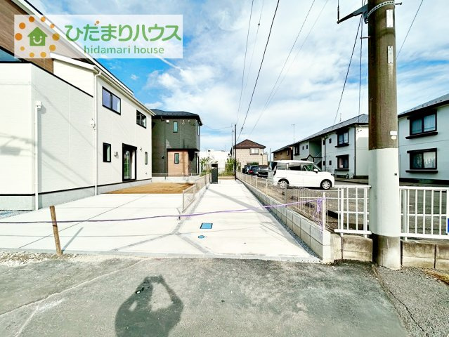 【駐車場】 | 取手市青柳第2期　新築戸建　2号棟 | マイホームなら駐車場代がかかりません！しかも、自宅の駐車場で洗車ができます！今までコイン洗車に行っていた手間も省けて、節約にもつながります(^^♪
