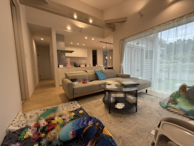 【居間・リビング】 | 【築浅平屋】鉾田市借宿　3LDK