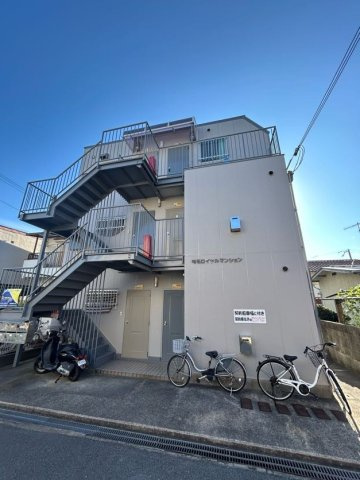 明石ロイヤルマンションの外観|おしゃれな外観です